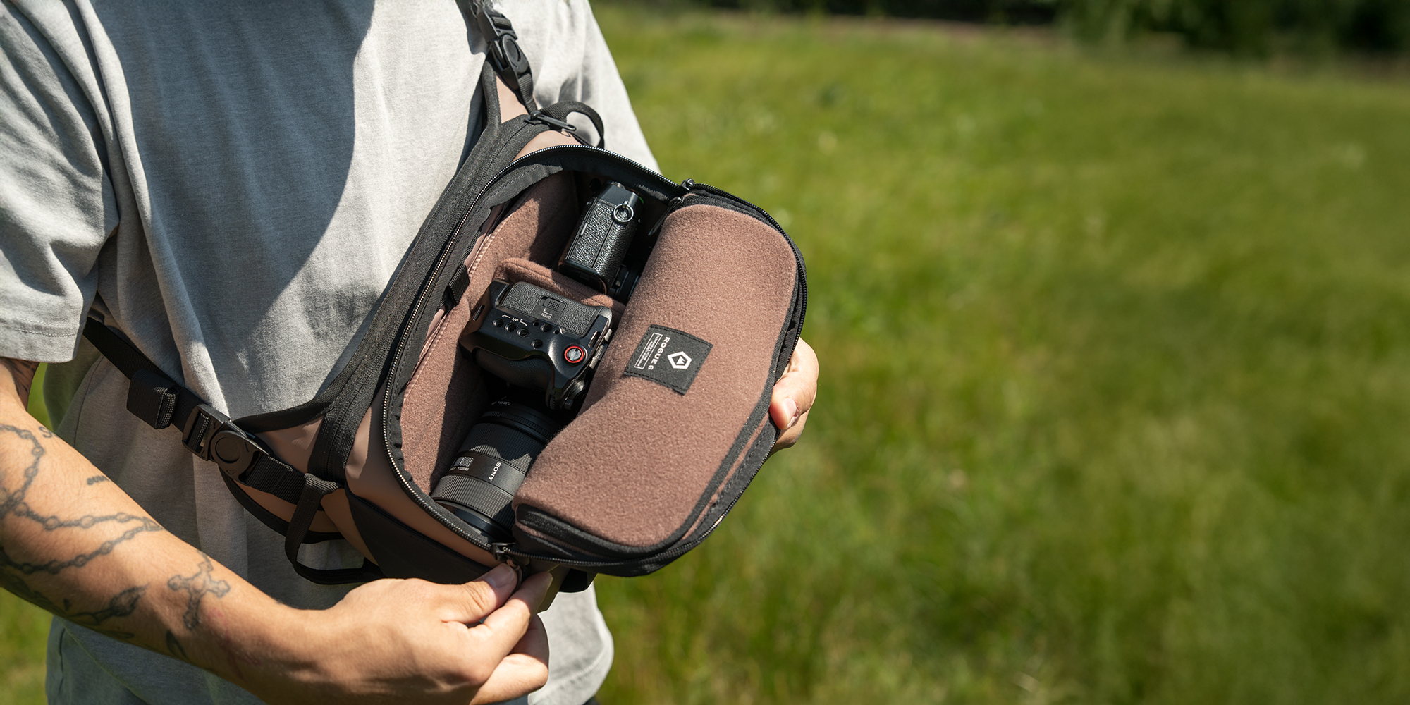 Torba fotograficzna Wandrd Rogue Sling 6 l v2 - czerwona